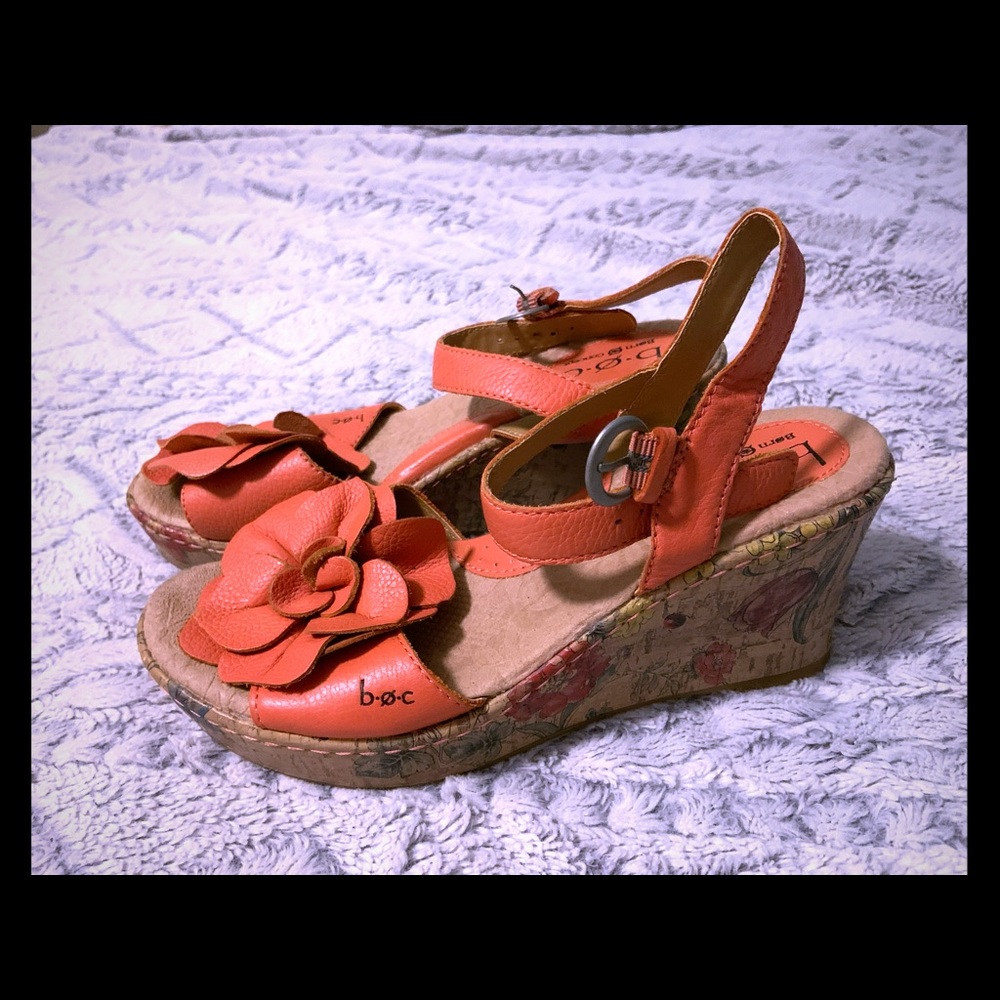 So Cute! Boc wedge sandals with floral heel